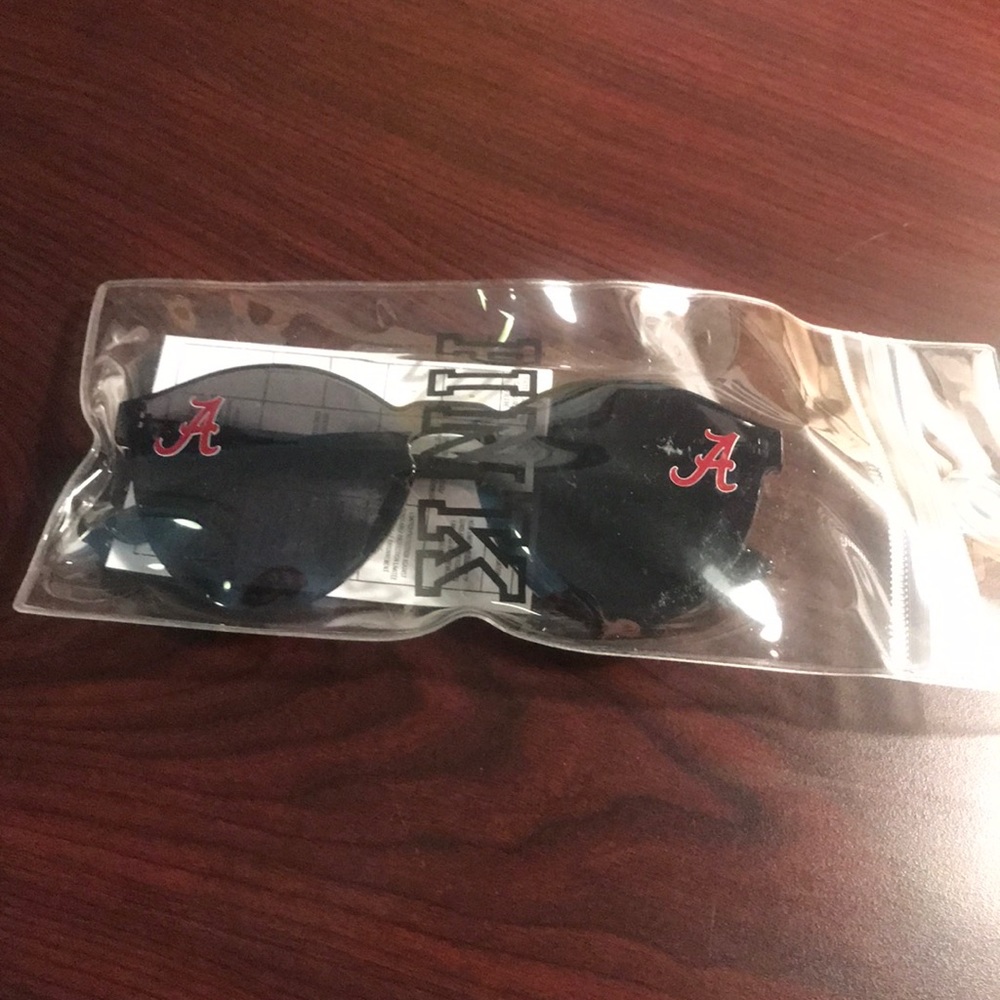 PINK UNIVERSITY OF ALABAMA SUNGLASSES